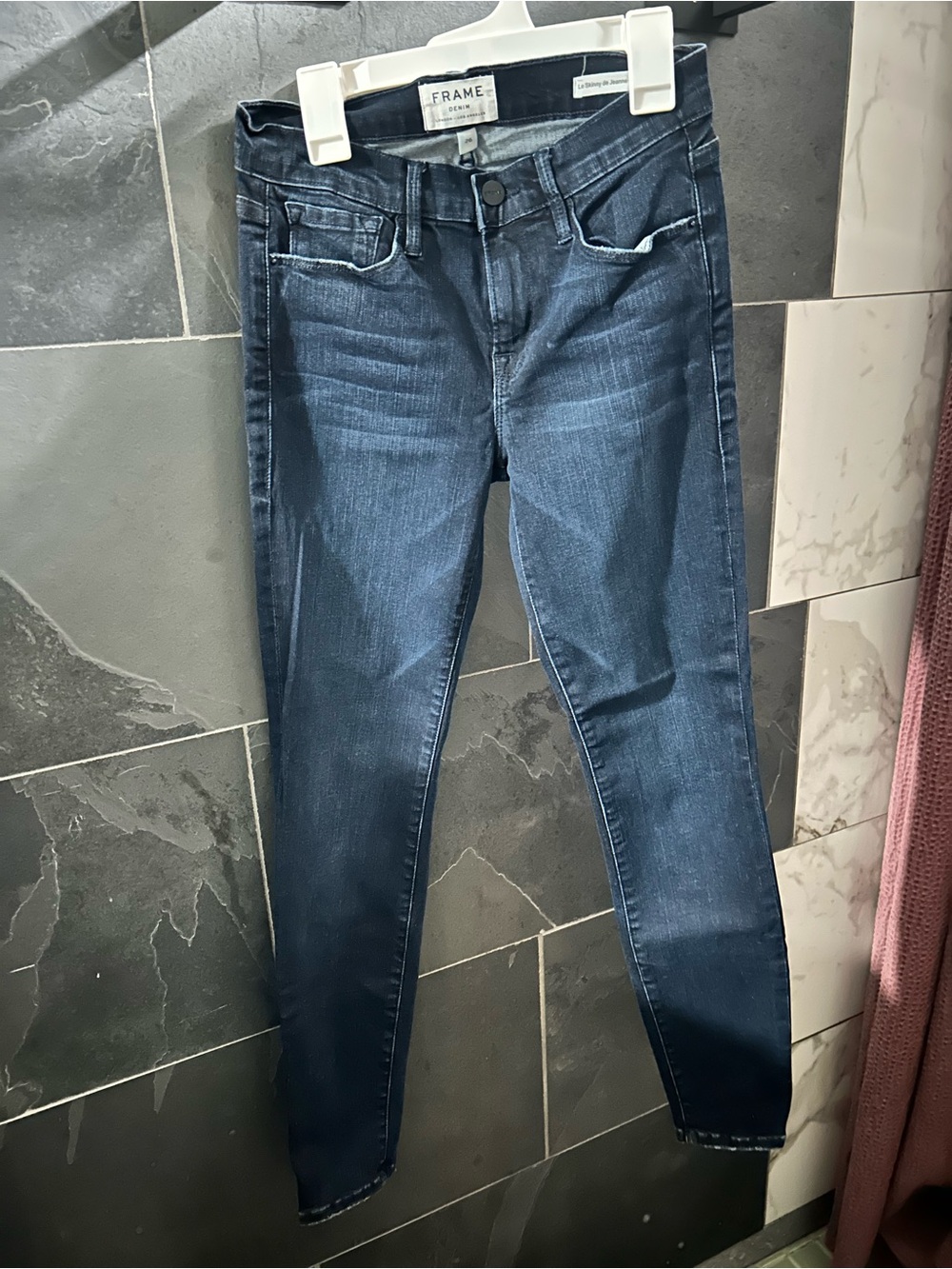 Frame Le Skinny De Jeanne Crop Jeans